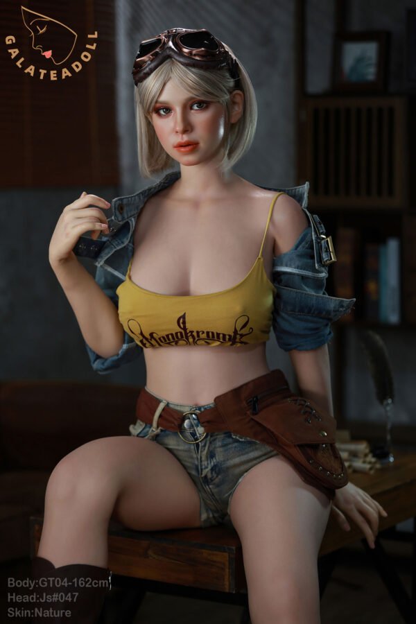 Simone