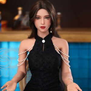 Queena B
